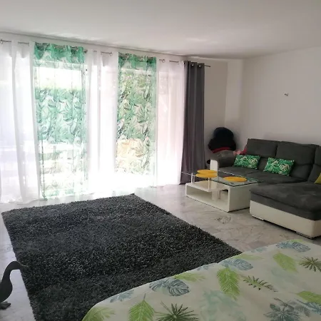 Apartamento Riva Palm Beach